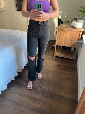 Topshop Black Straight-Leg Jeans with Knee Rip